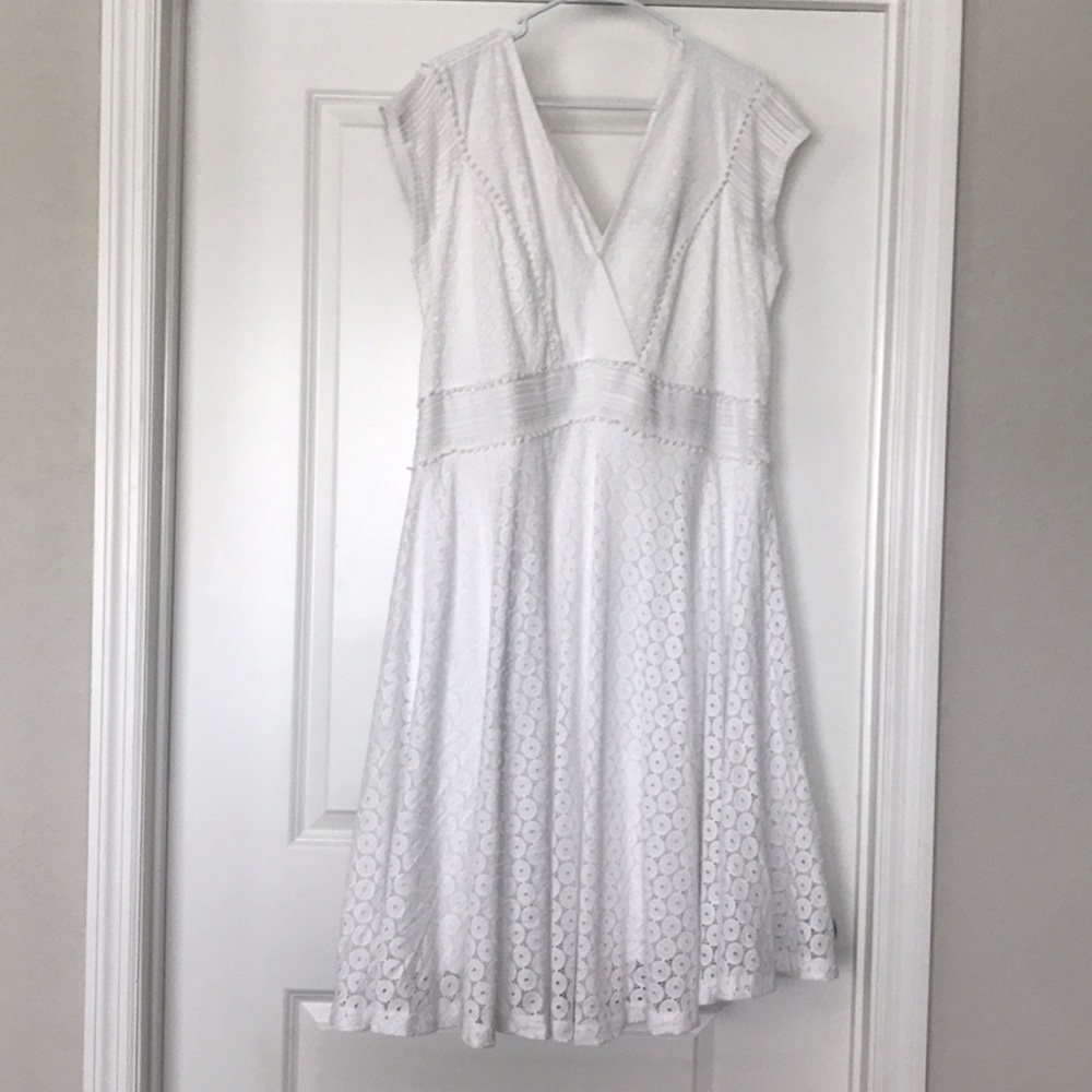 White dress, perfect for a summer party!